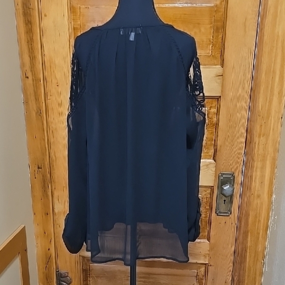 Hayden Elegant  Long Sleeve Black Lace Blouse M/L - Picture 4 of 6